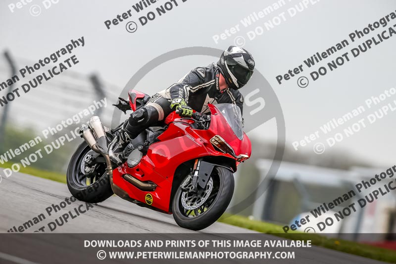 PJ Motorsport Photography;donington no limits trackday;donington park photographs;donington trackday photographs;no limits trackdays;peter wileman photography;trackday digital images;trackday photos